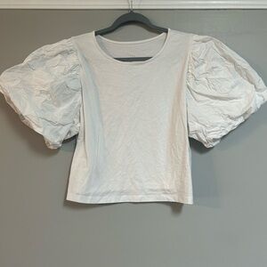 White puffer sleeve cropped t shirt